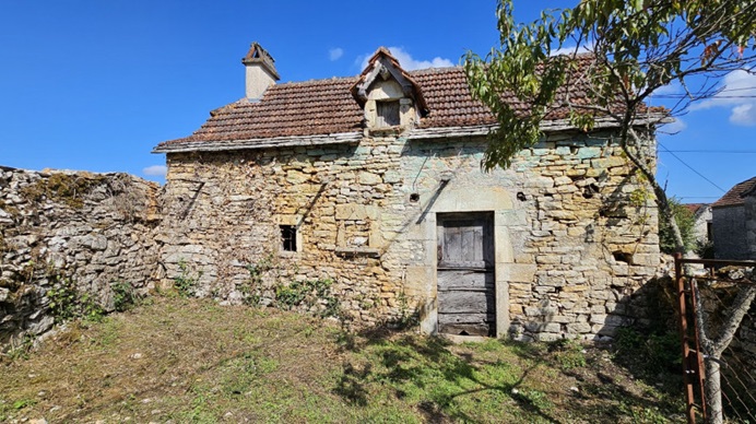achat vente Ancien Corps de ferme a vendre  à restaurer , dépendances Salvagnac-Cajarc , à 5 km, dans un hameau du Causse AVEYRON MIDI PYRENEES