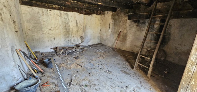 achat vente Ancien Corps de ferme a vendre  à restaurer , dépendances Salvagnac-Cajarc , à 5 km, dans un hameau du Causse AVEYRON MIDI PYRENEES