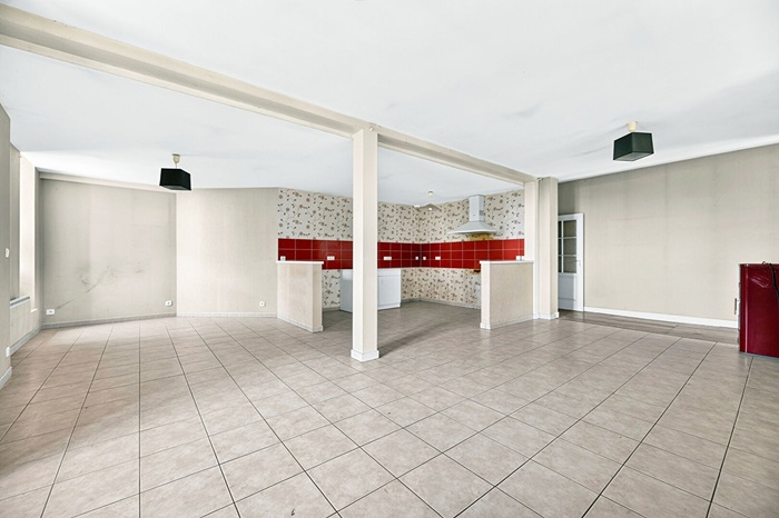 achat vente Demeure Authentique a vendre  , dépendances, puits Allassac , environnement paisible, vue dégagée CORREZE LIMOUSIN