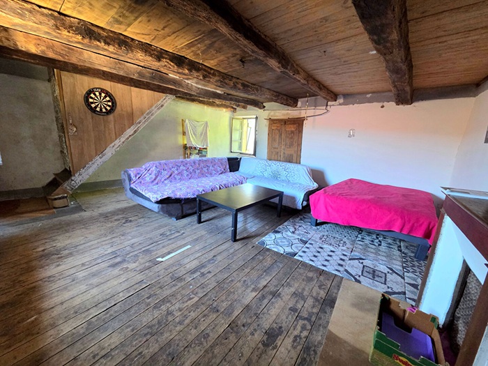 achat vente Ancien Corps de ferme Authentique a vendre  à restaurer , dépendances, four à pain Cabanès , à 30 min de Rodez AVEYRON MIDI PYRENEES