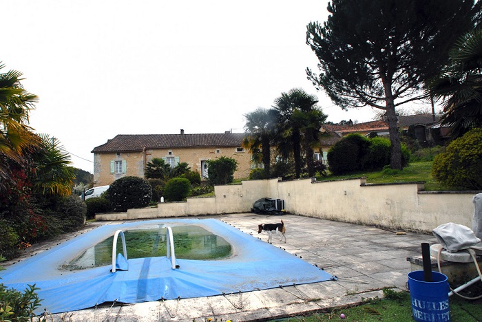 achat vente Corps de ferme a vendre  , piscine Entre Périgueux et Mussidan  DORDOGNE AQUITAINE