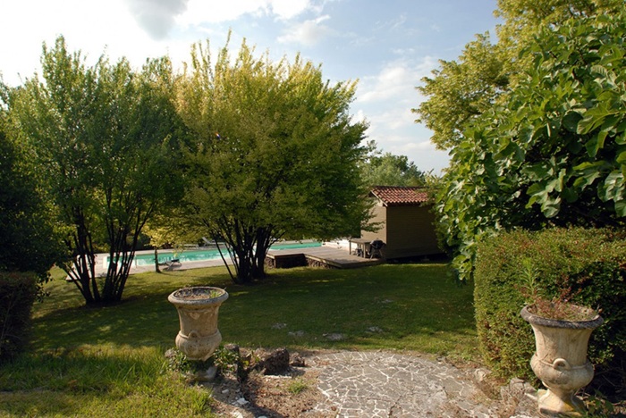 achat vente Chartreuse a vendre  , piscine, puits Verteillacois , en lisière d’un petit hameau DORDOGNE AQUITAINE