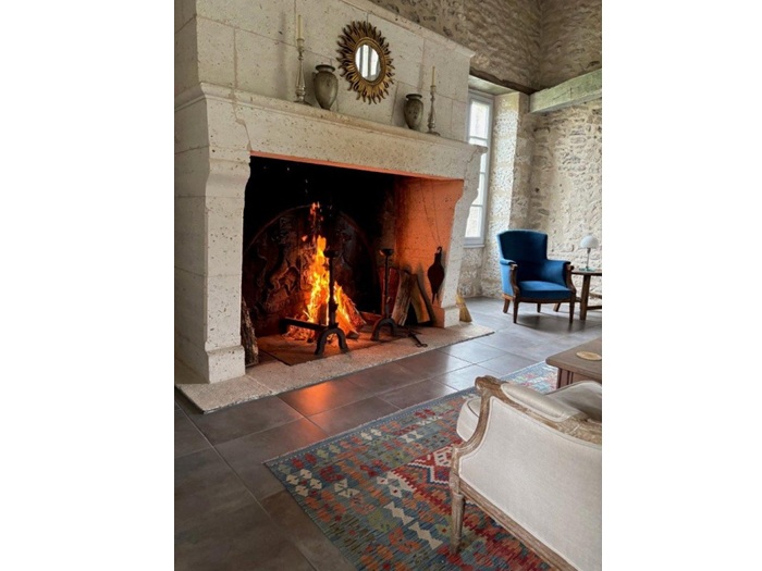 achat vente Demeure de caractère a vendre  entièrement restaurée , dépendances, puits Cherval , entre Riberac et Angoulême, lisère d’un petit hameau DORDOGNE AQUITAINE