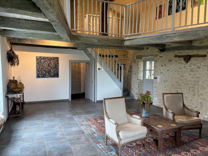 achat vente Demeure de caractère a vendre  entièrement restaurée , dépendances, puits Cherval , entre Riberac et Angoulême, lisère d’un petit hameau DORDOGNE AQUITAINE